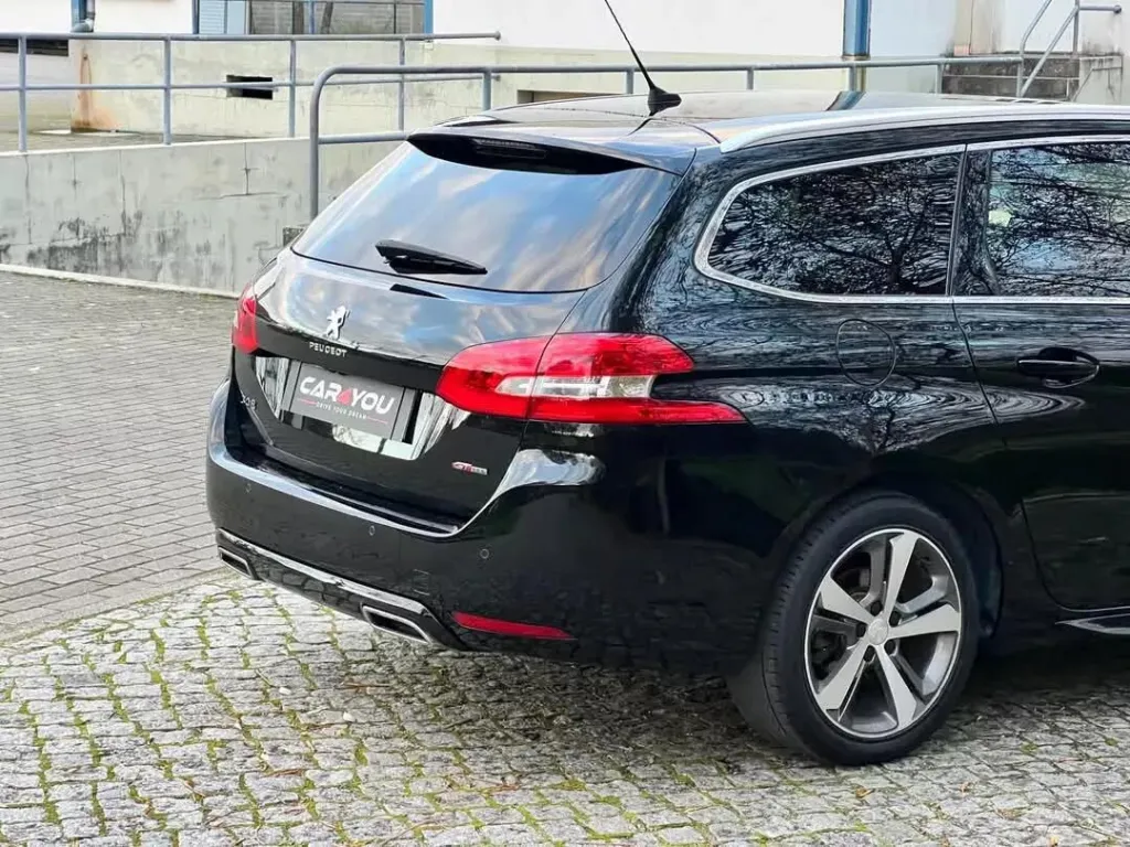Peugeot 308 SW 1.2 PureTech GT Line EAT6 — fotografia 5