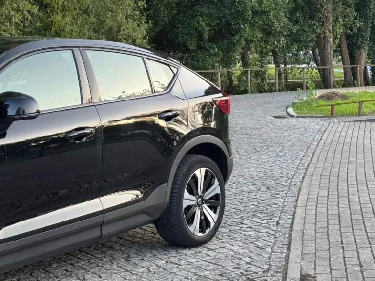 Volvo C40 Recharge Single Motor Plus — foto 3