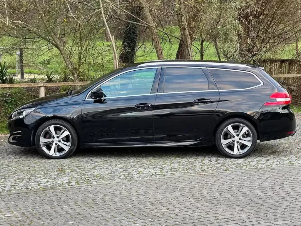 Peugeot 308 SW 1.2 PureTech GT Line EAT6 — fotografia 11