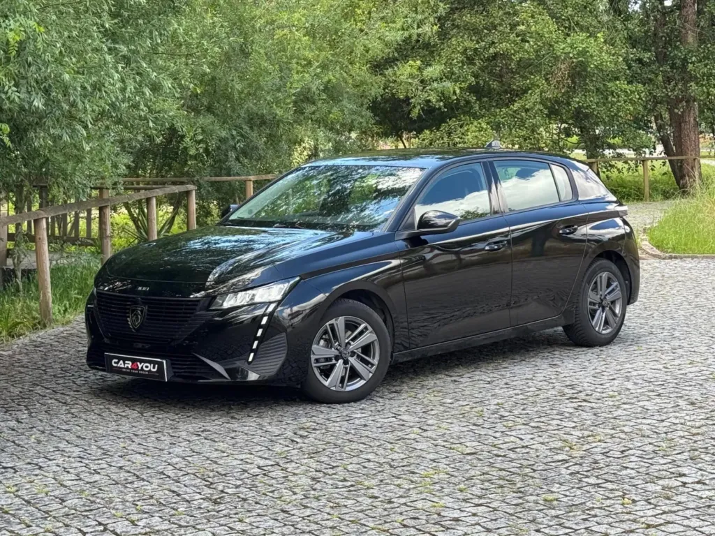 Peugeot 308 PureTech 130 EAT8 Active Pack — fotografia 8