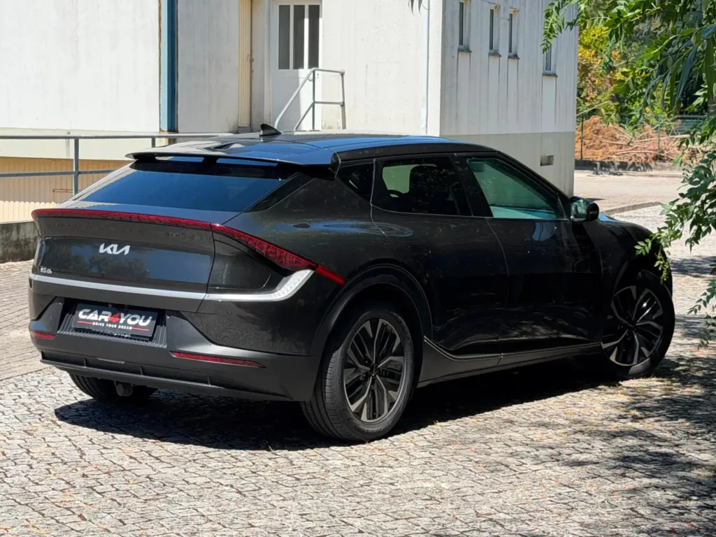 Kia EV6 58 kWh Air — fotografia 11