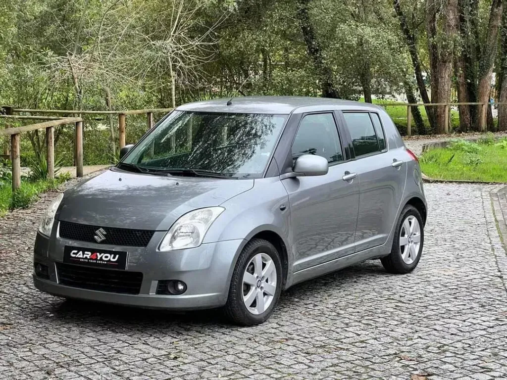 Suzuki Swift 1.3 16V Sport — fotografia 10