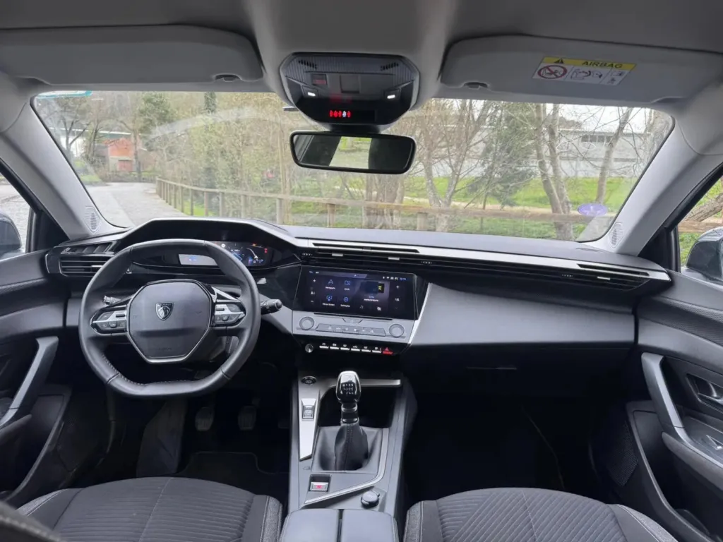 Peugeot 308 SW 1.2 PureTech Active Pack — fotografia 16