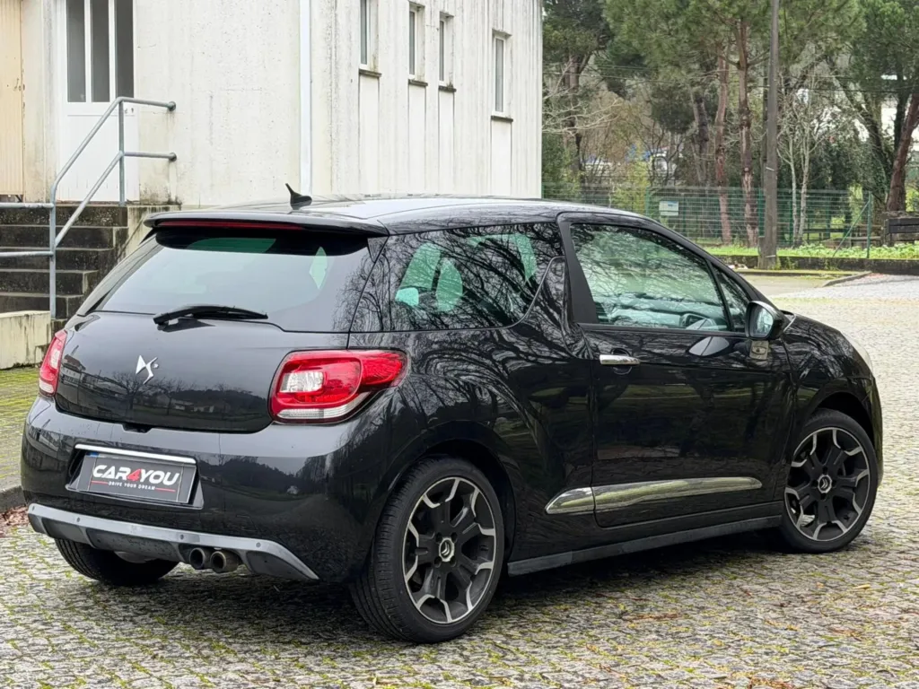 Citroën DS3 1.6 THP Sport Chic — fotografia 11