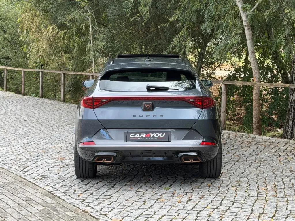 Cupra Formentor 1.4 e-Hybrid DSG — fotografia 12