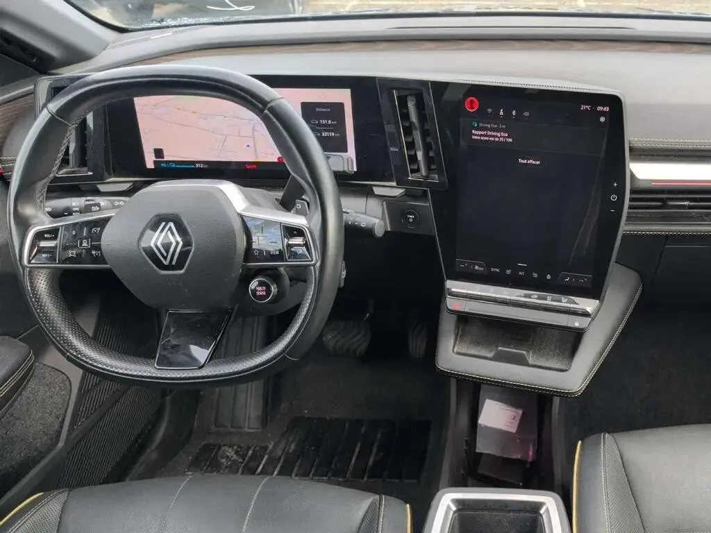 Renault Mégane E-Tech EV60 Iconic — fotografia 7