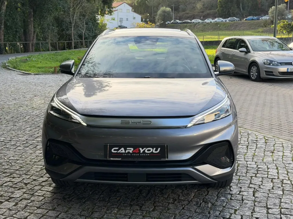 BYD Atto 3 60.48 kWh Design — fotografia 13
