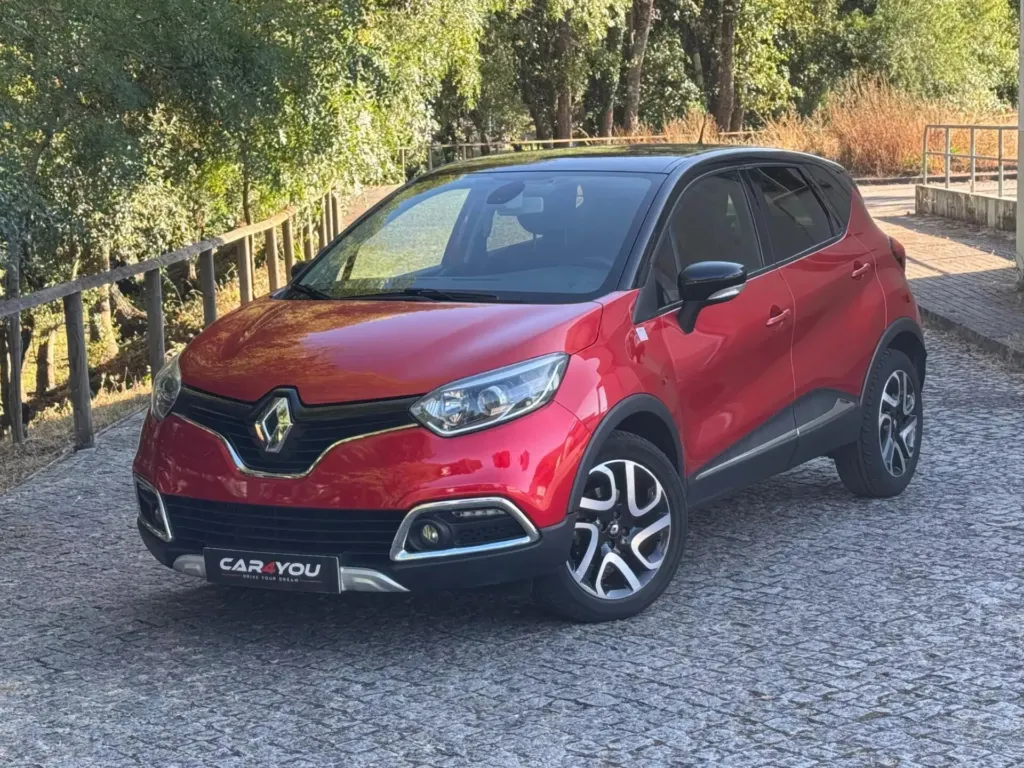 Renault Captur 1.5 dCi Helly Hansen — fotografia 1