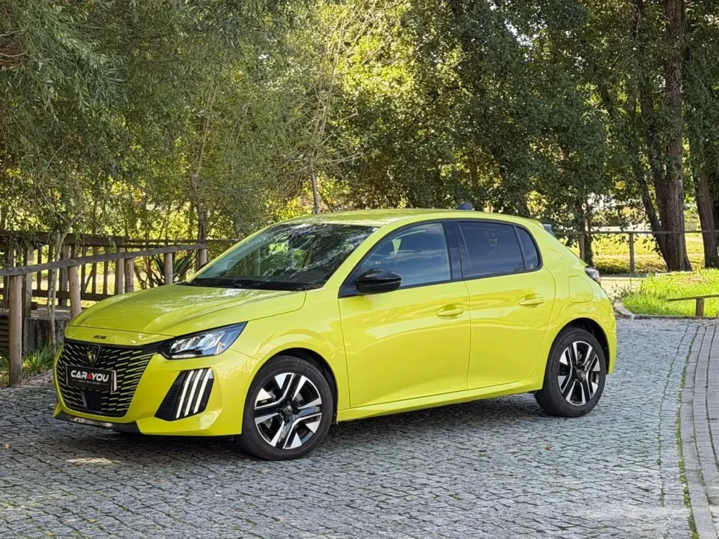 Peugeot 208 1.2 PureTech Allure — fotografia 4