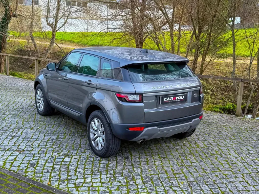 Land Rover Range Rover Evoque 2.0 TD4 SE Dynamic Auto — fotografia 4