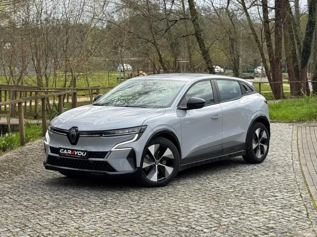 Renault Mégane E-Tech EV60 Equilibre Optimum Charge — fotografia 1