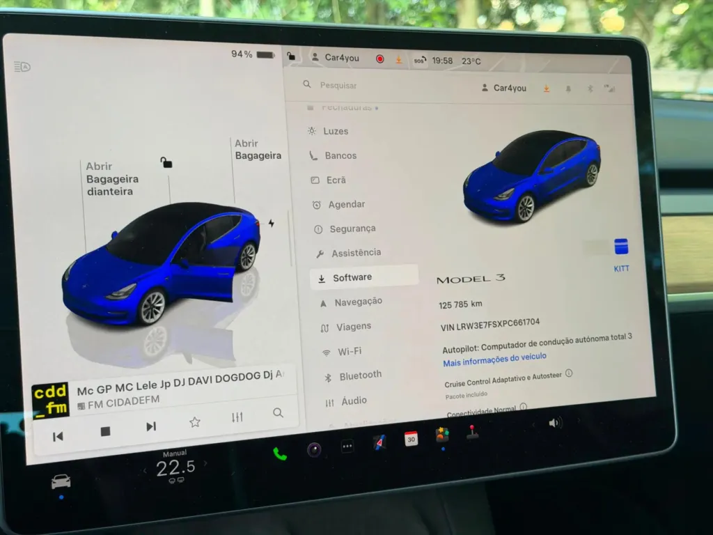 Tesla Model 3 Standard RWD — fotografia 19