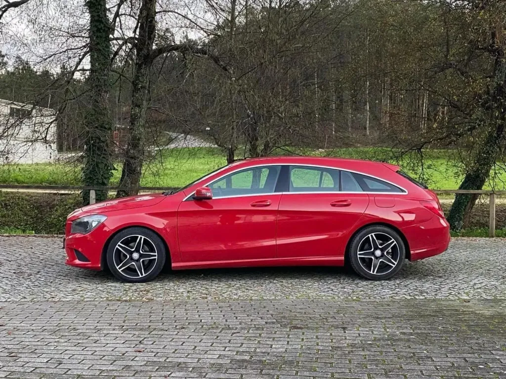 Mercedes-Benz CLA 200 d Shooting Brake Urban — fotografia 10
