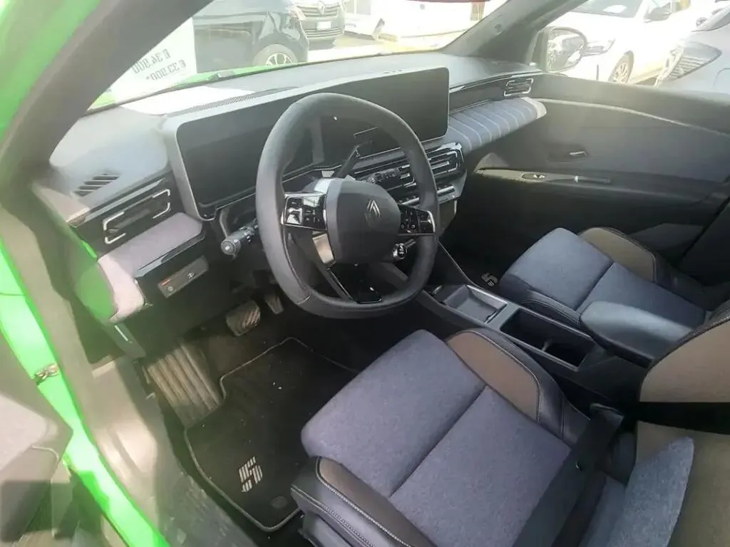 Renault 5 E-Tech R Techno 150 Comfort Range — fotografia 8