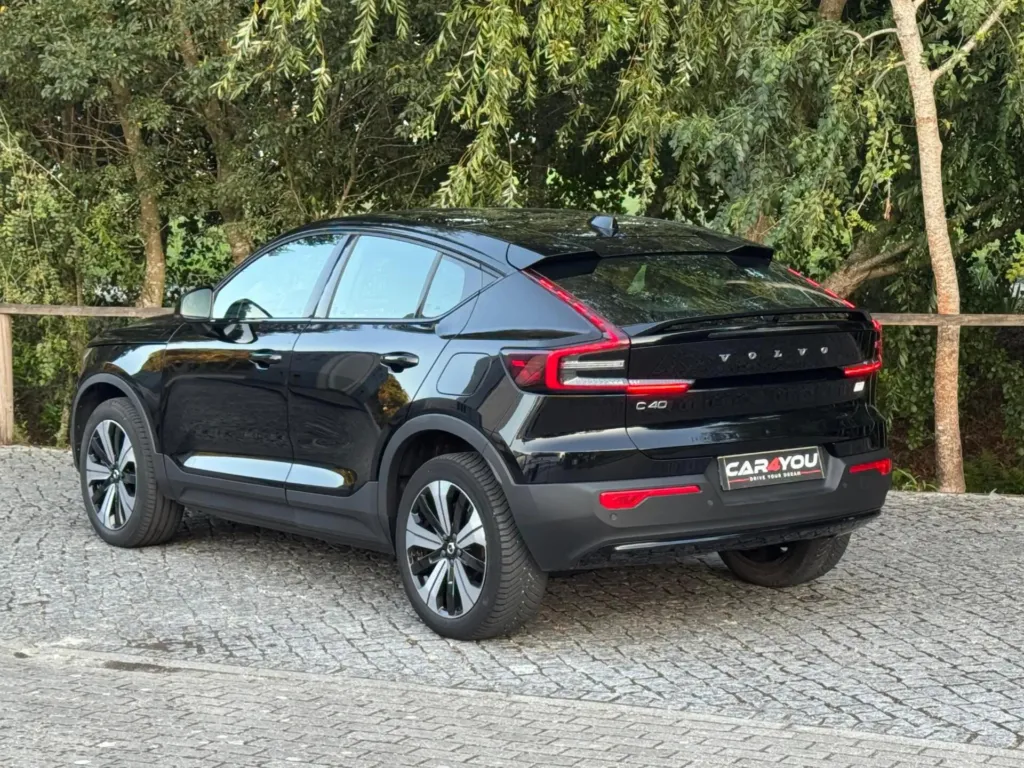 Volvo C40 Recharge Single Motor Plus — fotografia 10