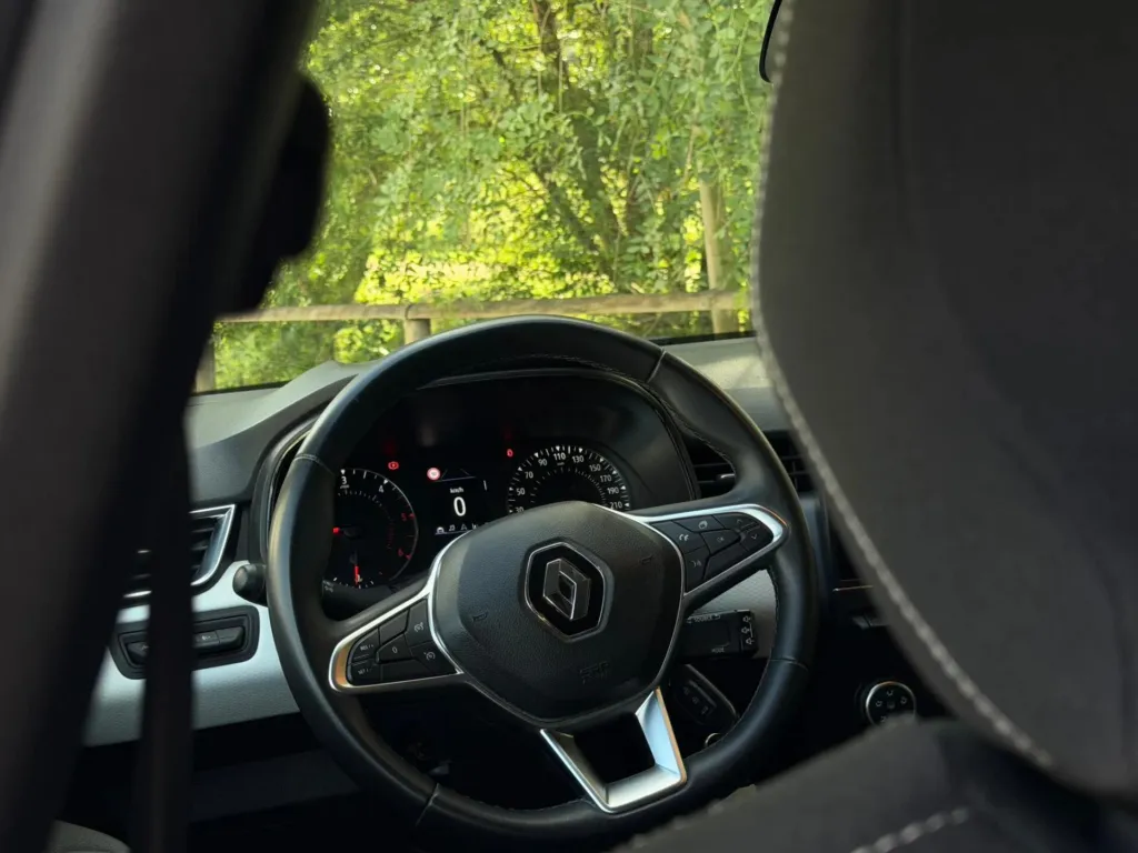 Renault Clio 1.5 Blue dCi Evolution — fotografia 19