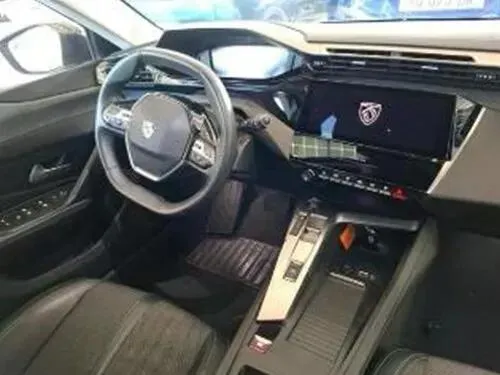 Peugeot 308 1.2 PureTech Allure EAT8 — fotografia 16