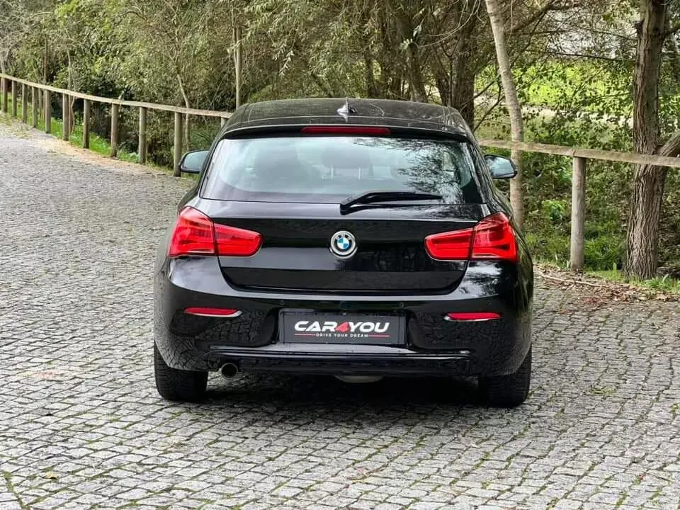 BMW 118 d Line Sport Auto — fotografia 8