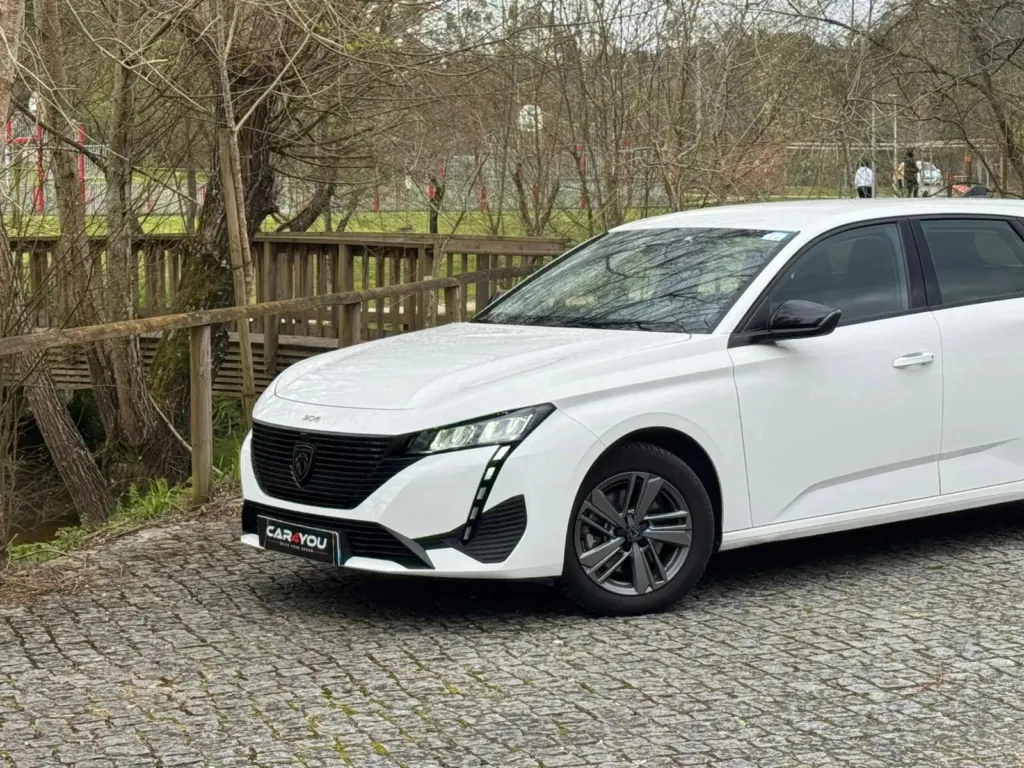 Peugeot 308 SW 1.2 PureTech Active Pack — fotografia 2