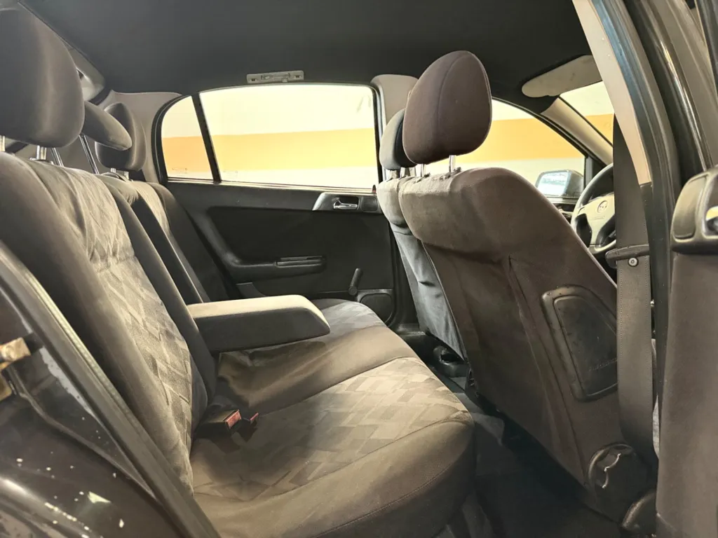 Opel Astra Gasolina — fotografia 5