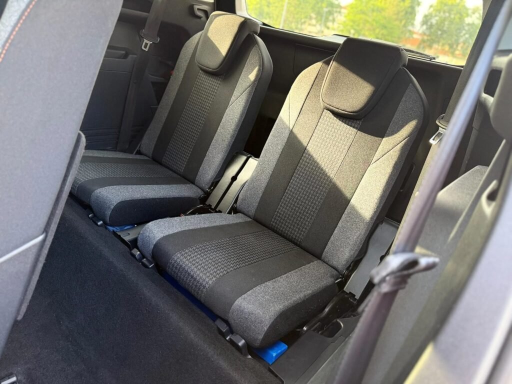 Peugeot 5008 allure — fotografia 4