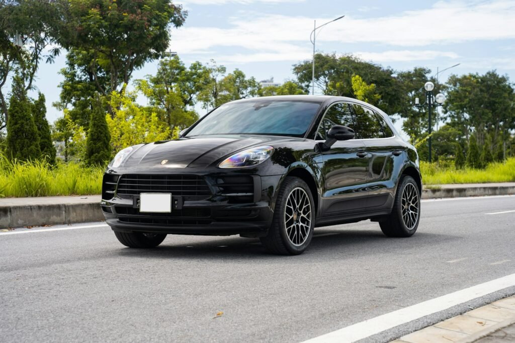 Porsche Cayenne E-Hybrid — fotografia 3